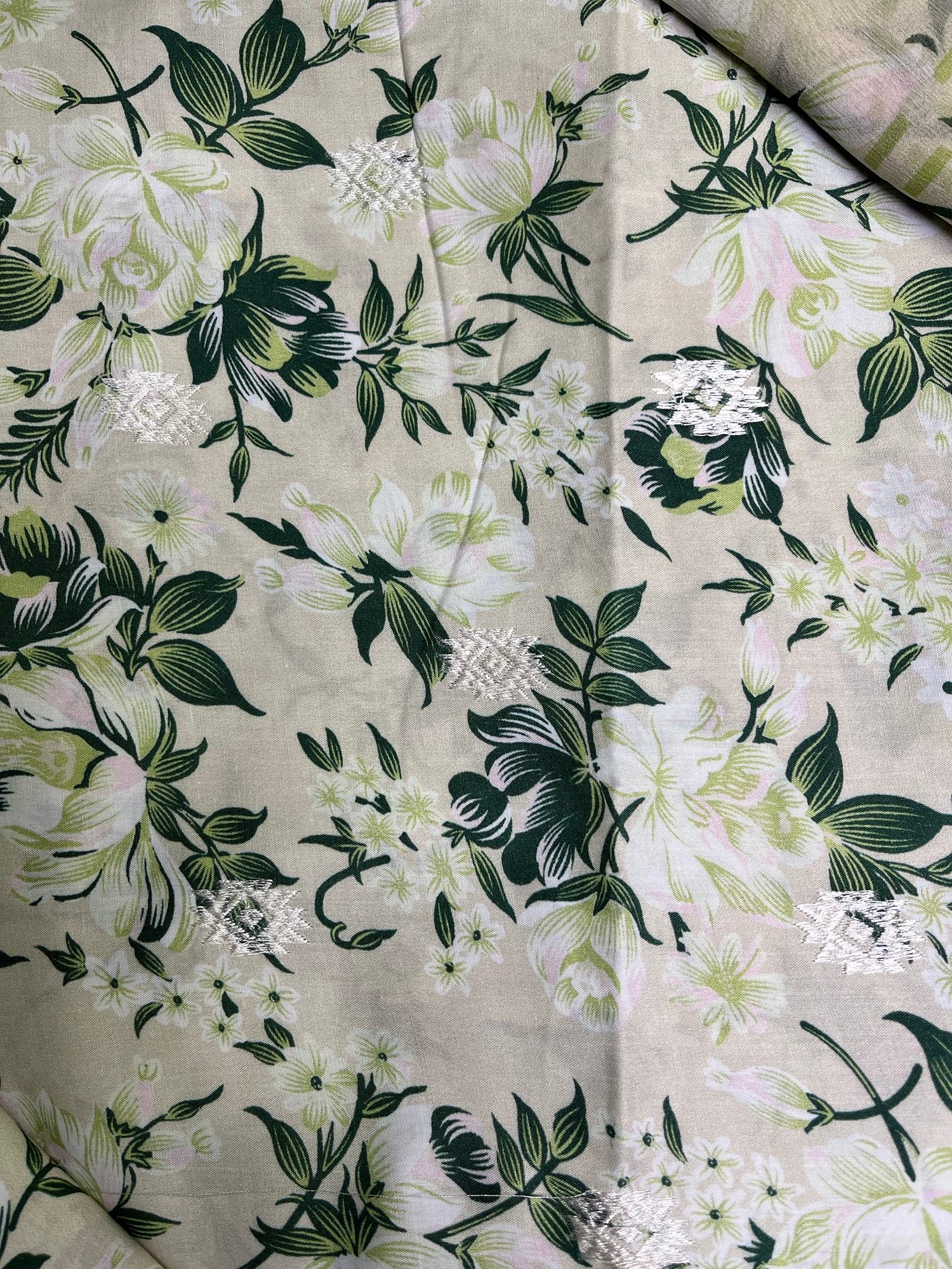 Bareeze Winter 2025 | Linen 3 Piece - 18 - Image 4