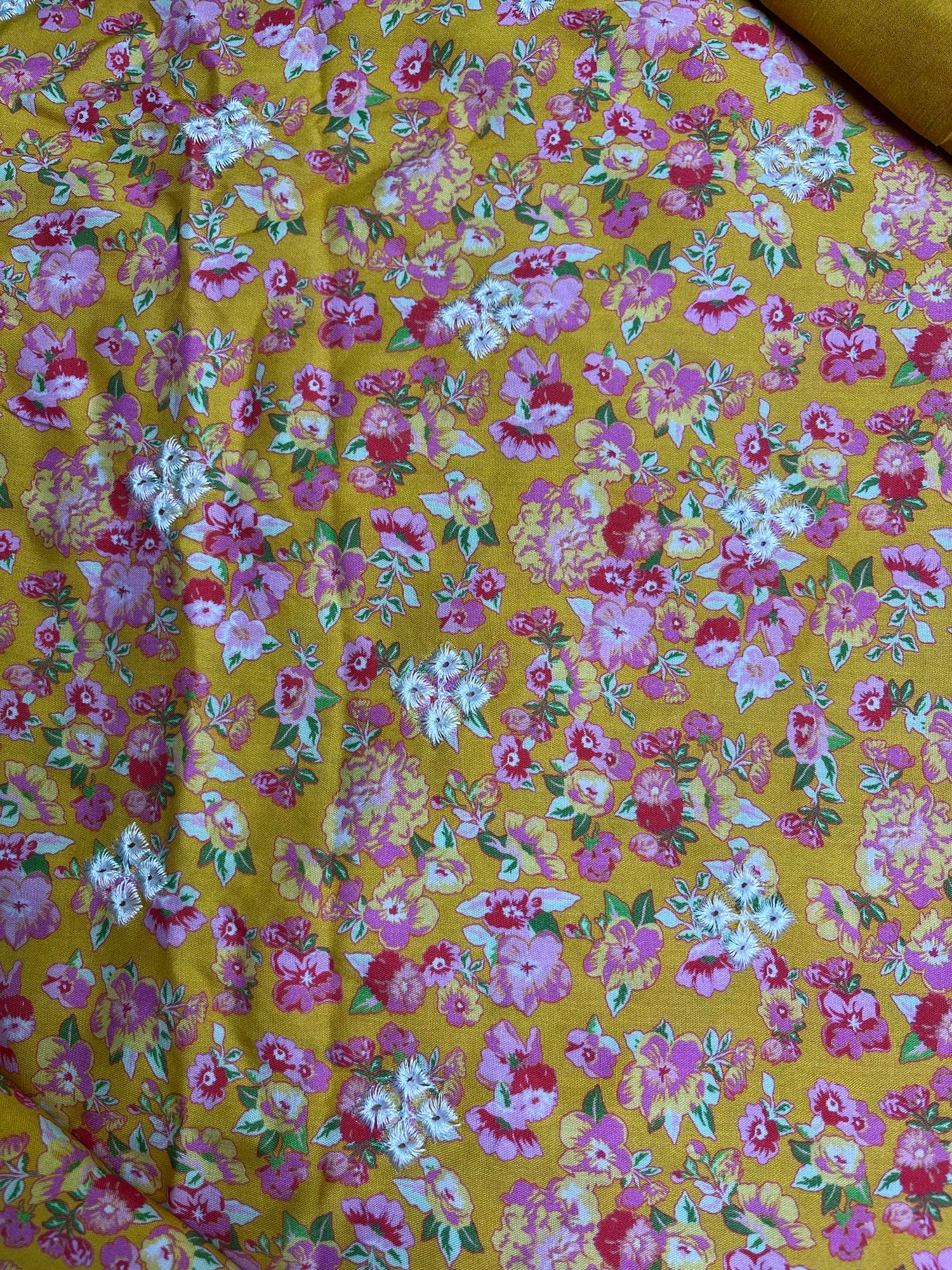 Bareeze Winter 2025 | Linen 3 Piece - 13 - Image 4