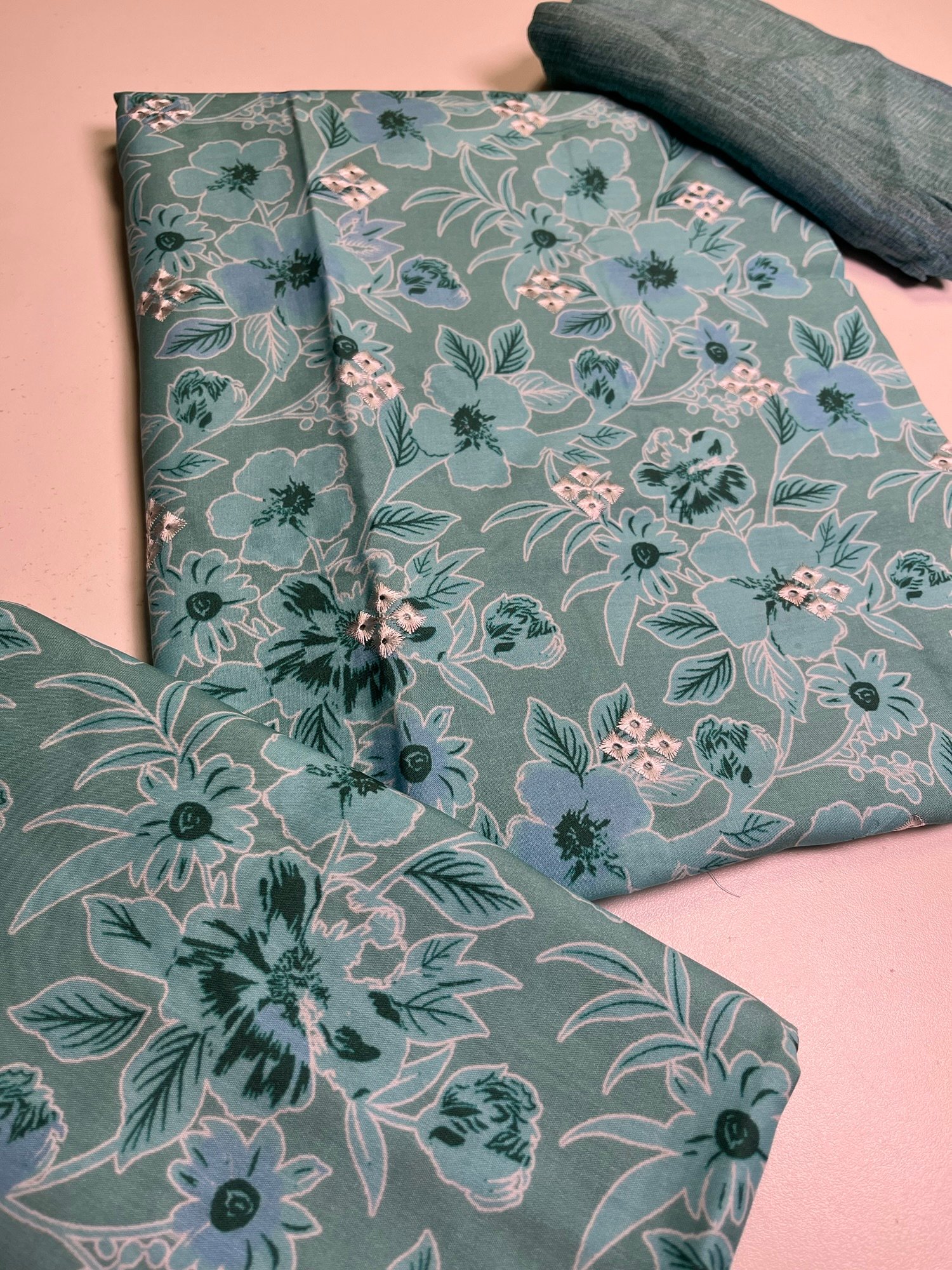 Bareeze Winter 2025 | Linen 3 Piece - 12 - Image 2